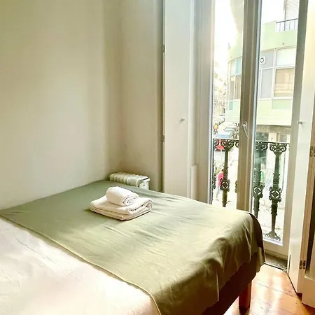 Rs1e Cozy, New Ac! Quiet & Central, Perfect Stay! * Lisbon