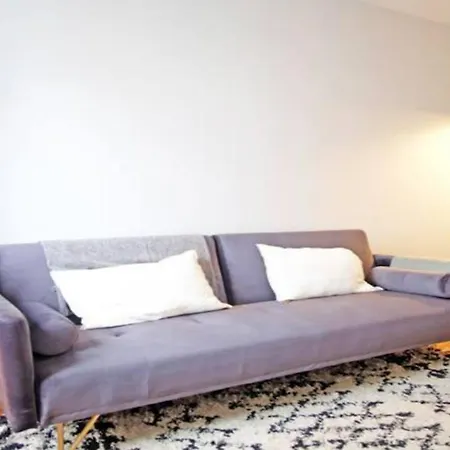 Апартаменти Rs1e Cozy, New Ac! Quiet & Central, Perfect Stay! *