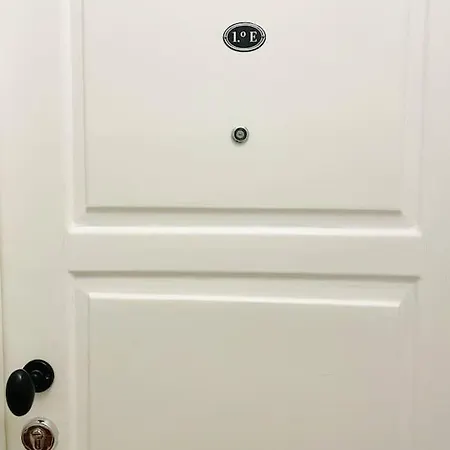 Rs1e Cozy, New Ac! Quiet & Central, Perfect Stay! *